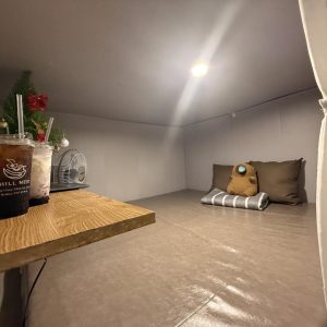 chillnest-coffee-in-bed-room